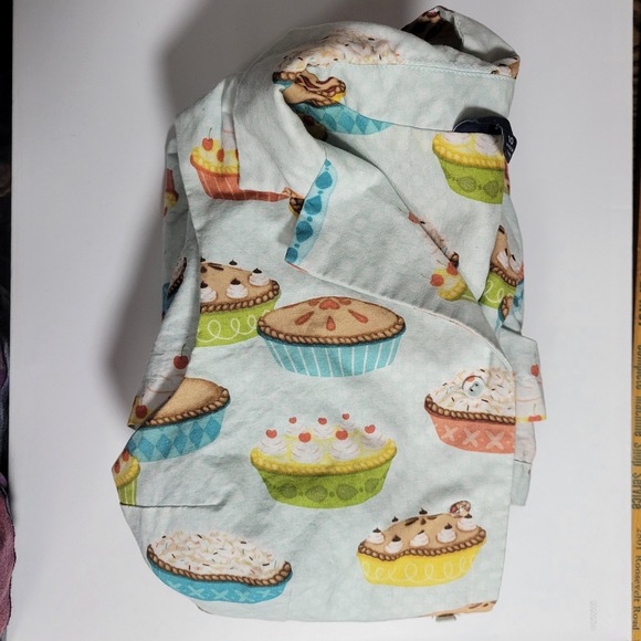 ModCloth Bea & Dot Cupcake Print Fit Flare Dress Sz 10 Pleated Retro Trad Wife - Picture 9 of 9